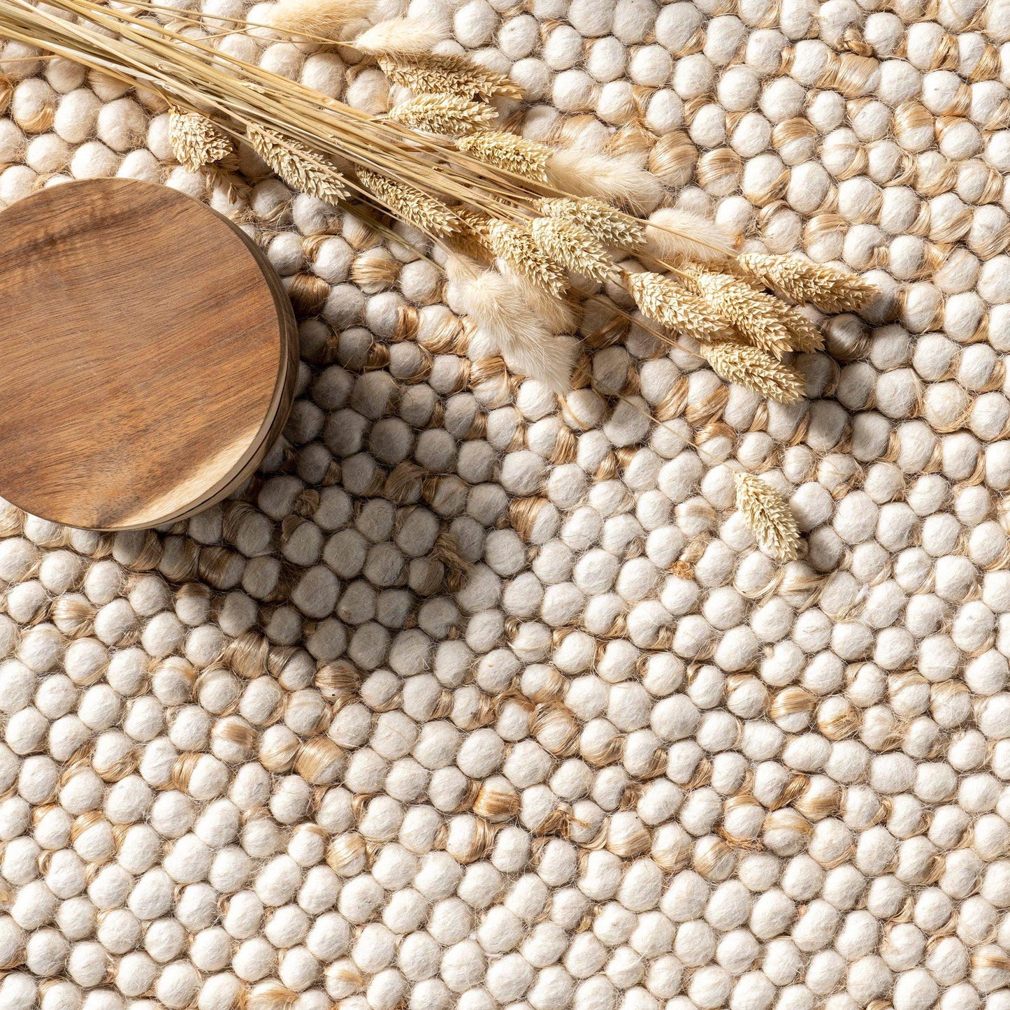 Deeanna Casual Textured Wool Area Rug - Songbird Gifts