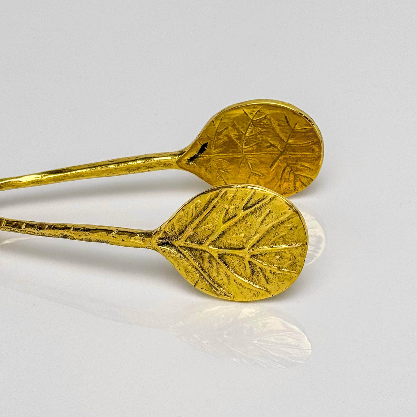 Vintage-Style Brass Leaf Serving Tongs - Songbird Gifts