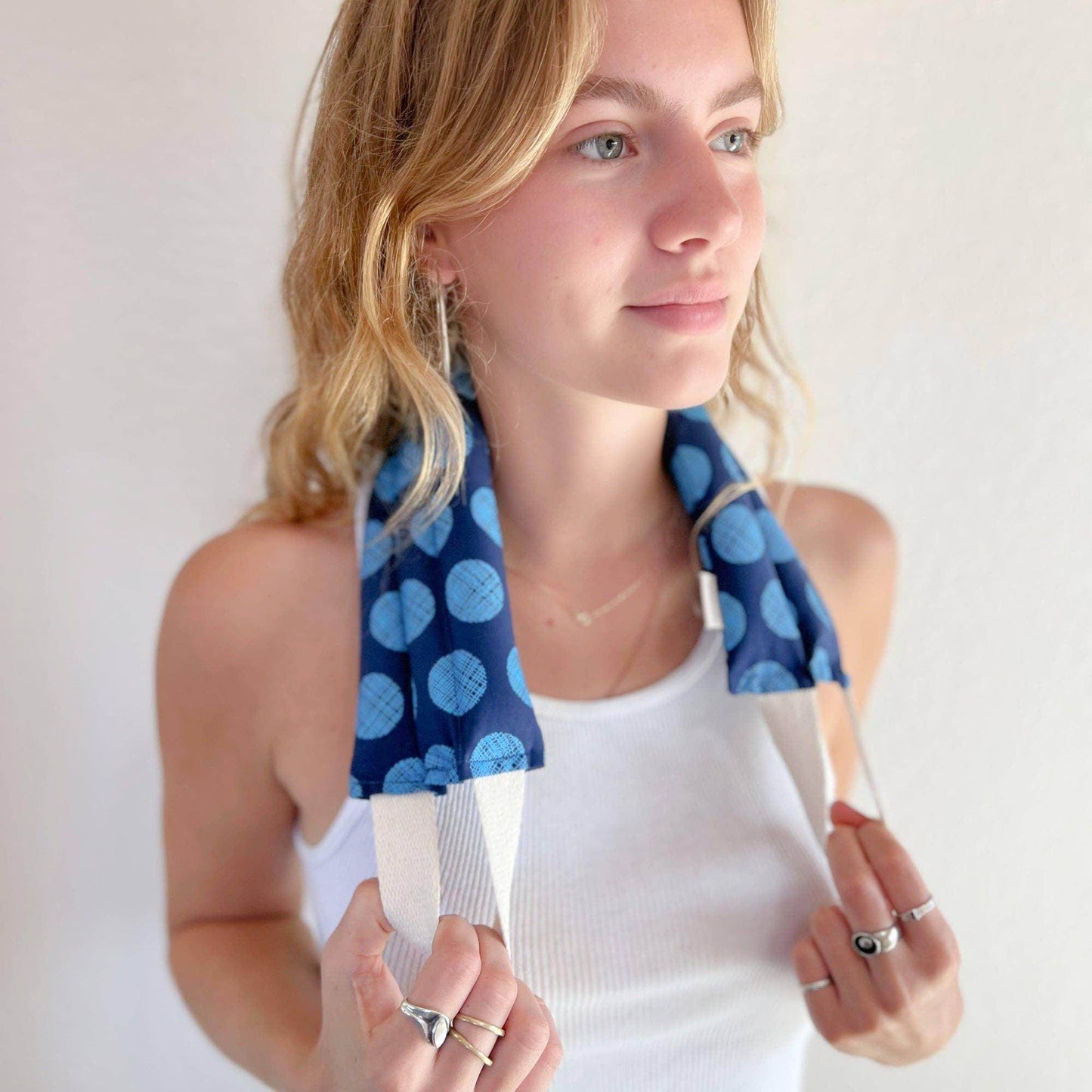 Hot/Cold Therapy Pack - Neck Wrap - Blue Dots - Songbird Gifts