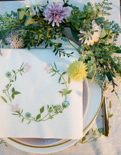 Fleurs de Pres Dinner Napkin - Songbird Gifts